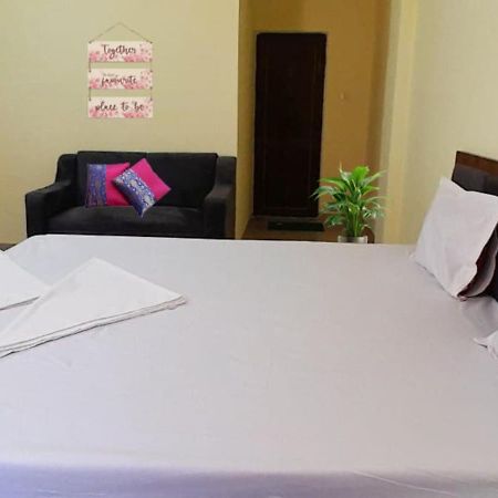Goroomgo The Grand Inn Ruby โกลกาตา ภายนอก รูปภาพ
